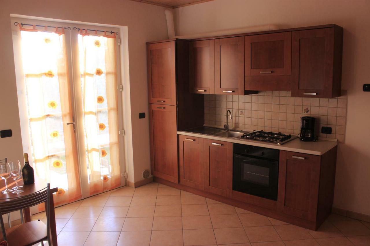 Appartamenti Tasel With Heated Pool Malcesine Buitenkant foto