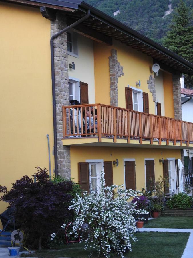 Appartamenti Tasel With Heated Pool Malcesine Buitenkant foto