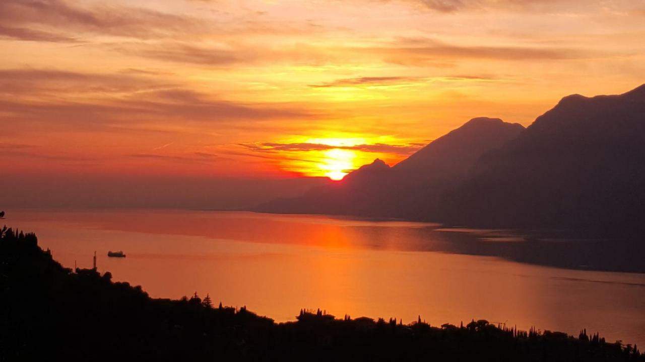 Appartamenti Tasel With Heated Pool Malcesine Buitenkant foto