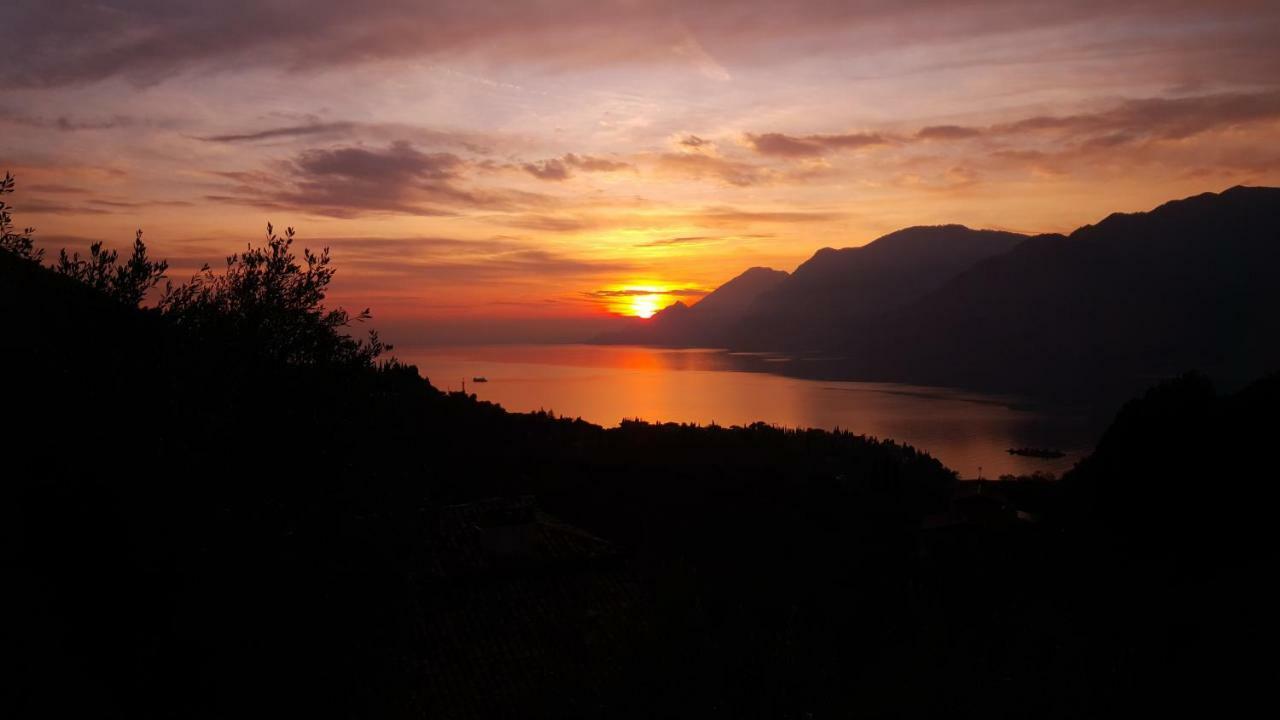 Appartamenti Tasel With Heated Pool Malcesine Buitenkant foto