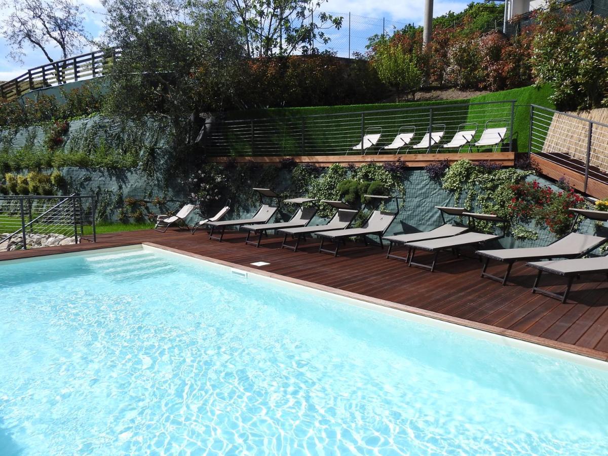 Appartamenti Tasel With Heated Pool Malcesine Buitenkant foto